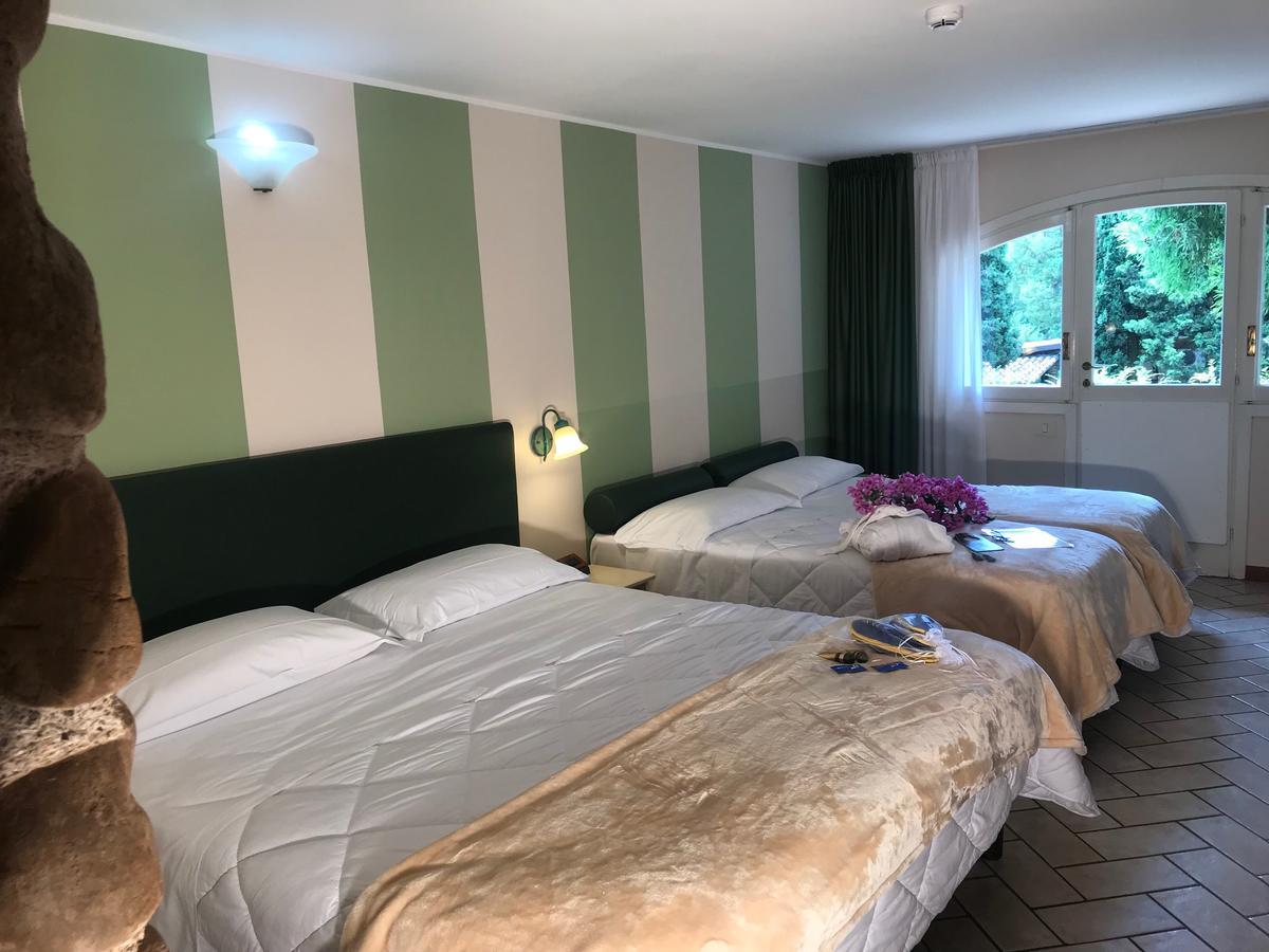 West Garda Hotel Padenghe sul Garda Dış mekan fotoğraf